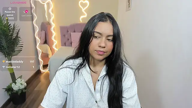 Snapshot of kendra_tay chatting on January 25, 2025, 6:45 am kendra tay online show from January 25, 2025, 6:45 am