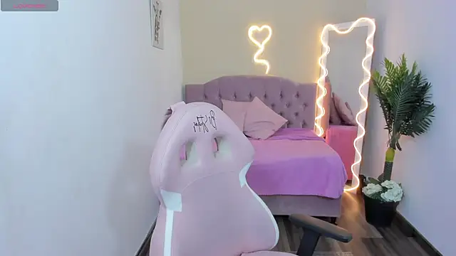 Snapshot of kendra_tay chatting on February 14, 2025, 3:11 am kendra tay online show from February 14, 2025, 3:11 am