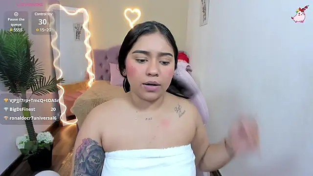 Snapshot of kendra_tay chatting on March 3, 2025, 6:48 am kendra tay online show from March 3, 2025, 6:48 am