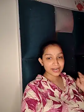 Aleena Rai online show from September 14, 2025, 4:06 pm