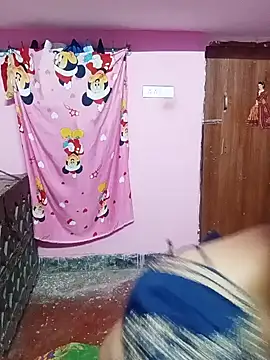 Cute-Simmi online show from December 5, 2024, 2:11 pm