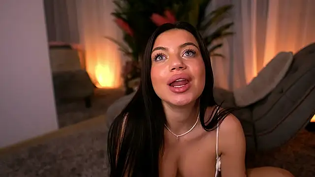EsmeeLuv online show from March 12, 2025, 3:57 am