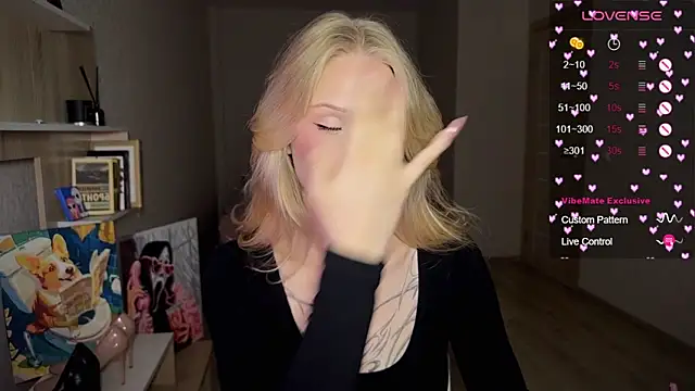 Snapshot of lisa_barbie chatting on September 25, 2025, 2:32 pm lisa barbie online show from September 25, 2025, 2:32 pm