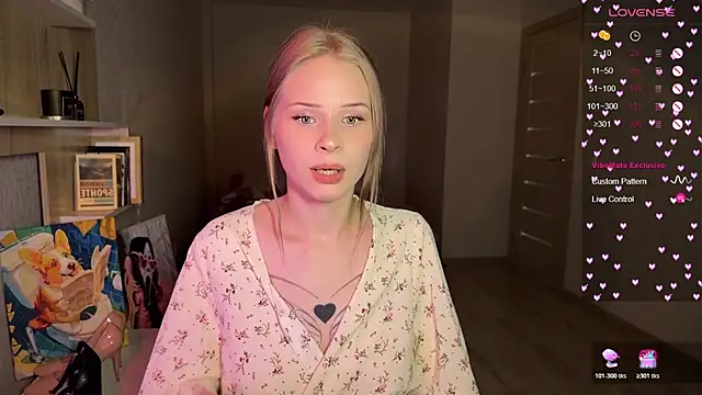 Snapshot of lisa_barbie chatting on October 22, 2025, 8:08 pm lisa barbie online show from October 22, 2025, 8:08 pm