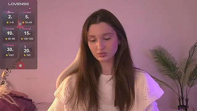 Snapshot of tender_babyy chatting on November 9, 2025, 12:47 pm tender babyy online show from November 9, 2025, 12:47 pm