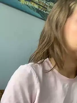 LinaSiren online show from December 9, 2024, 7:17 am