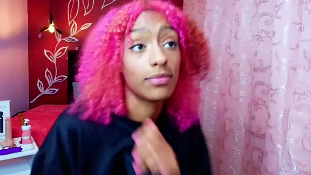 Zia Green online show from March 20, 2025, 3:25 pm