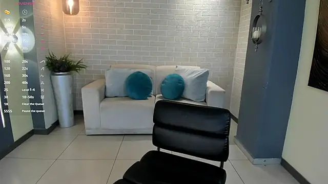 IrinaPortman online show from March 13, 2025, 7:39 pm