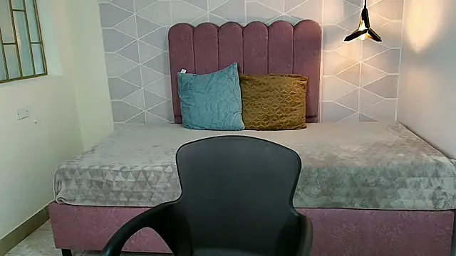 Snapshot of Asly_Morgan chatting on January 12, 2025, 5:03 am Asly Morgan online show from January 12, 2025, 5:03 am