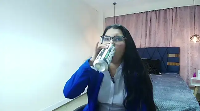 Snapshot of Asly_Morgan chatting on February 14, 2025, 3:33 am Asly Morgan online show from February 14, 2025, 3:33 am