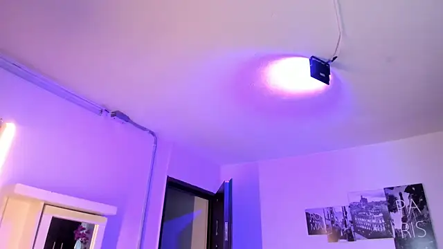 Amy Kiitty  online show from November 5, 2025, 12:38 pm