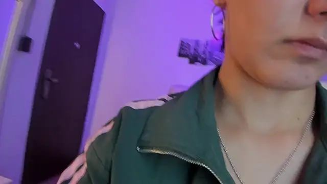 Amy Kiitty  online show from March 10, 2026, 12:43 pm