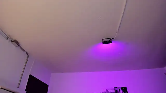 Amy Kiitty  online show from March 31, 2026, 1:11 pm