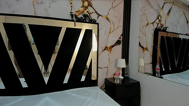 KarinaSimonz online show from September 13, 2025, 7:24 pm