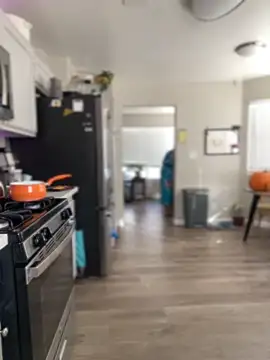 GoldieBakeman online show from October 25, 2025, 4:46 pm