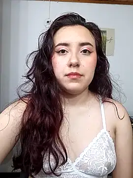 Emi chik online show from March 8, 2025, 4:45 am