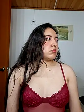 Emi chik online show from February 20, 2026, 10:49 am