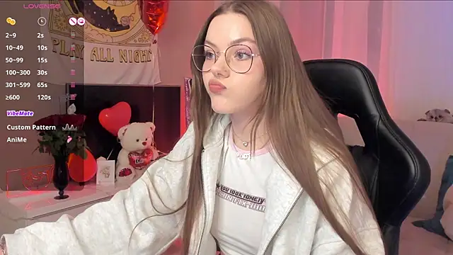 Marta May  online show from February 15, 2025, 7:06 pm