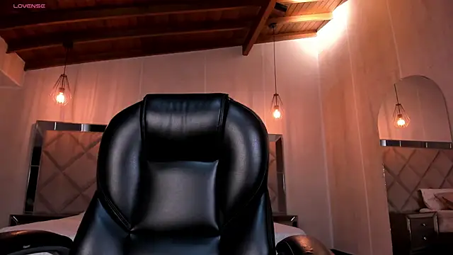 KatieNolan 1 online show from October 12, 2025, 9:14 pm