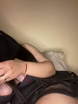 Cameelia online show from January 15, 2025, 1:02 am