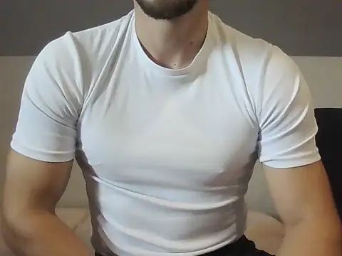 LoveEveryWet online show from November 5, 2025, 8:58 am