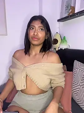 Snapshot of Isabella_fasilier chatting on January 25, 2025, 4:56 am Isabella fasilier online show from January 25, 2025, 4:56 am