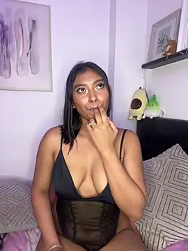 Snapshot of Isabella_fasilier chatting on January 28, 2025, 8:57 am Isabella fasilier online show from January 28, 2025, 8:57 am