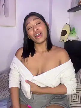 Snapshot of Isabella_fasilier chatting on January 30, 2025, 12:50 am Isabella fasilier online show from January 30, 2025, 12:50 am