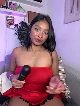 Isabella fasilier online show from March 1, 2026, 12:45 am