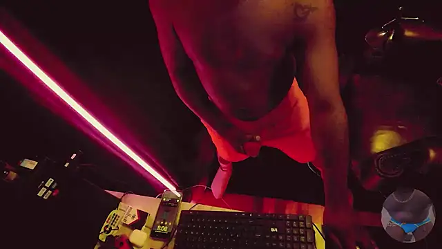 Snapshot of Pressure69mee chatting on February 26, 2025, 1:08 pm Pressure69mee online show from February 26, 2025, 1:08 pm