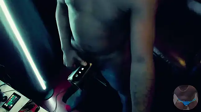 Snapshot of Pressure69mee chatting on March 5, 2025, 9:59 pm Pressure69mee online show from March 5, 2025, 9:59 pm