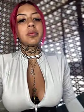 Kuromi LS online show from January 13, 2025, 2:21 pm