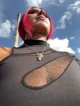 Kuromi LS online show from February 7, 2025, 8:42 pm