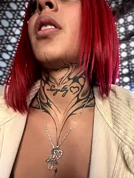 Kuromi LS online show from February 13, 2025, 10:11 pm