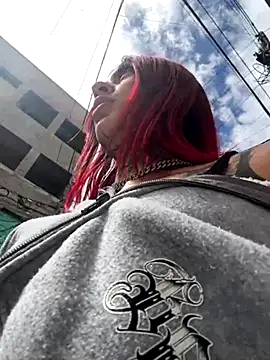 Kuromi LS online show from October 8, 2025, 7:11 pm