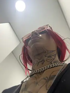 Kuromi LS online show from October 9, 2025, 7:01 pm