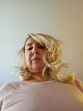 MariaRichi  online show from December 20, 2025, 8:10 am