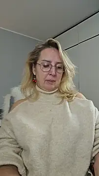 MariaRichi  online show from March 23, 2026, 6:45 pm