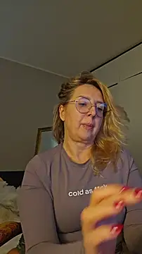 MariaRichi  online show from March 26, 2026, 7:19 pm