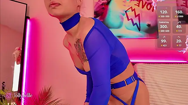 Snapshot of jolly_bellle chatting on December 7, 2024, 1:58 am jolly bellle online show from December 7, 2024, 1:58 am