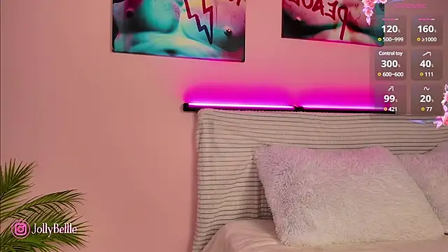 Snapshot of jolly_bellle chatting on December 16, 2024, 12:59 am jolly bellle online show from December 16, 2024, 12:59 am