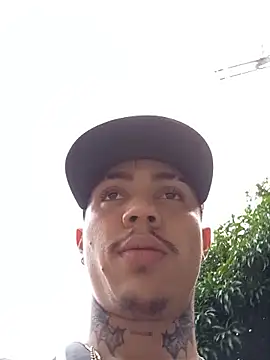 HannibalLester online show from November 9, 2025, 7:12 pm