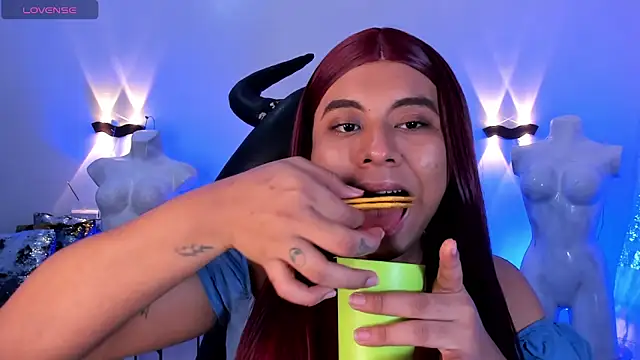 Emili Roux online show from March 12, 2026, 9:48 am