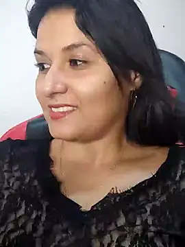 elena jonees online show from December 15, 2025, 8:24 pm