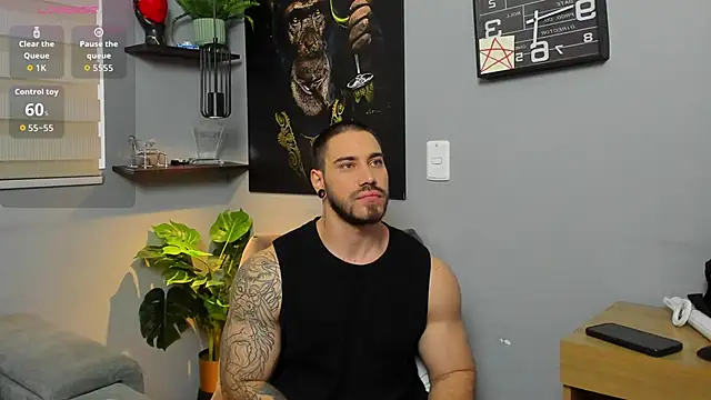 Giorgio-Leone online show from November 14, 2025, 6:39 pm