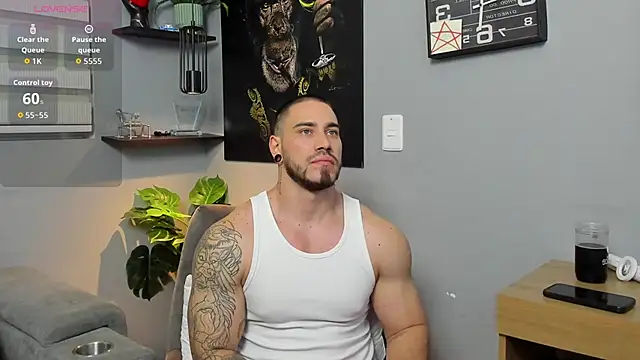 Giorgio-Leone online show from November 19, 2025, 2:11 am