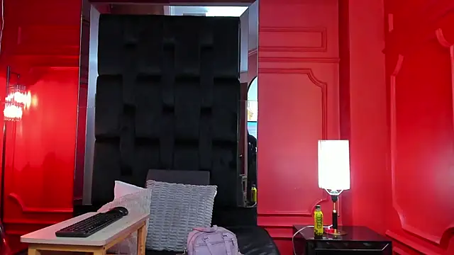 nathalie rossel online show from February 25, 2025, 7:03 pm