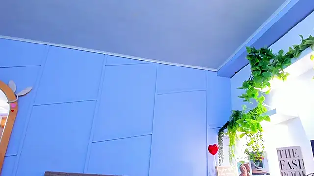 nathalie rossel online show from October 27, 2025, 7:07 pm