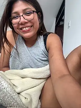 ARIANA SAENS online show from February 3, 2025, 7:52 pm