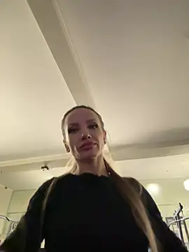 Alisa Ruby online show from January 17, 2025, 2:28 pm